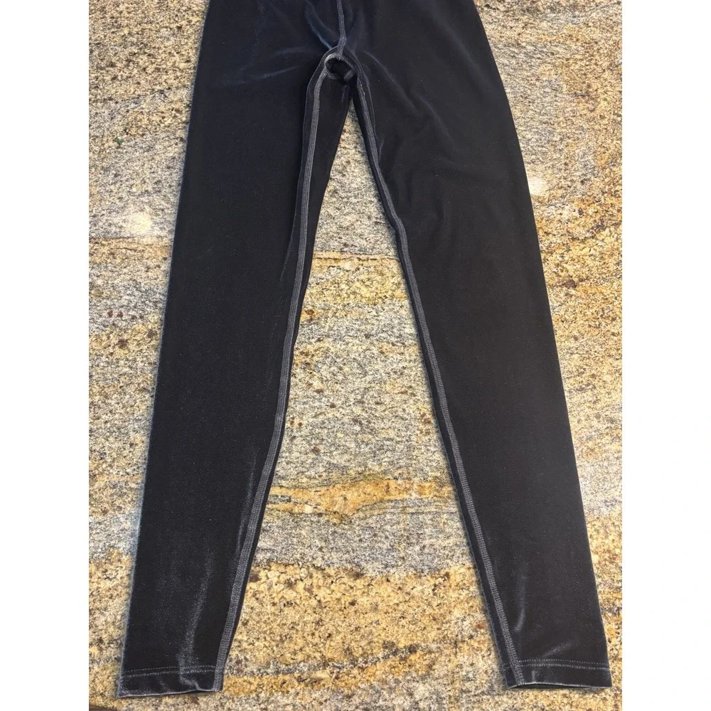 Beyond Yoga x Soul Black Velvet Velour Motion Leggings Deep Amethyst Size S‎